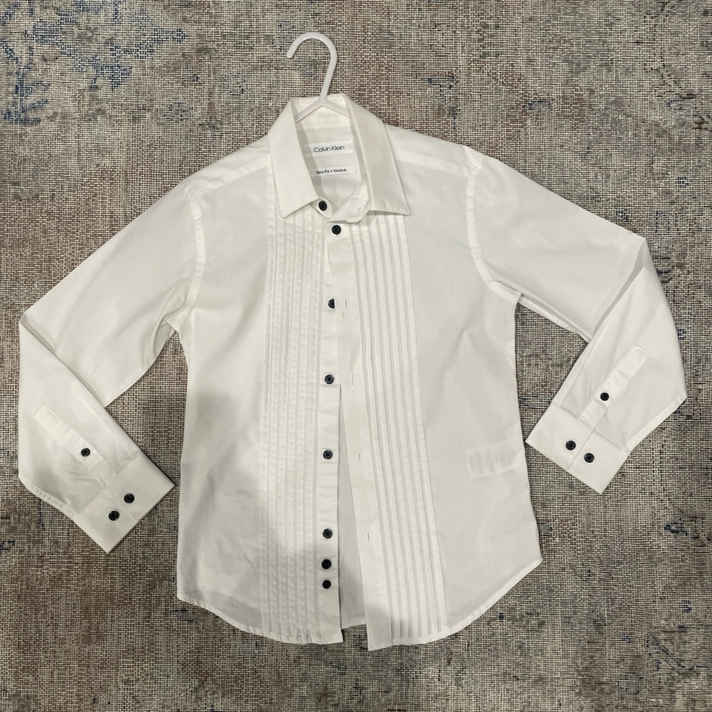 Calvin Klein Men's Ivory Dress Shirt with Black Accents